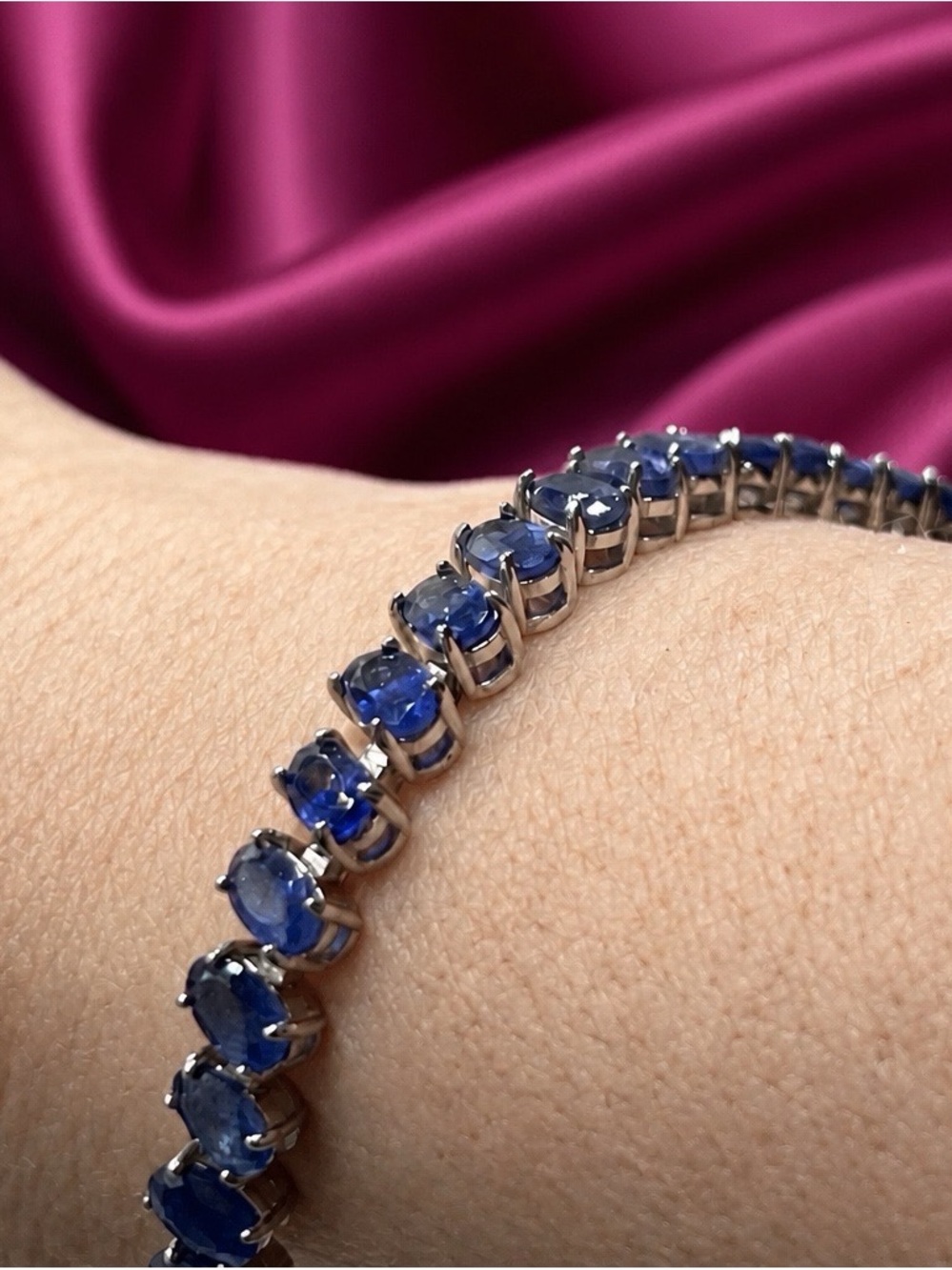 Blue Sapphire Tennis Bracelet set in rhodium over 925 Sterling Silver. 7”. NEW!